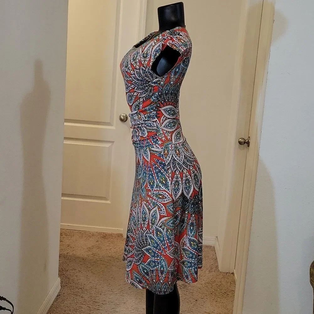 ENFOCUS STUDIO SLEEVELESS MULTI-COLOR DRESS - Picture 5 of 14